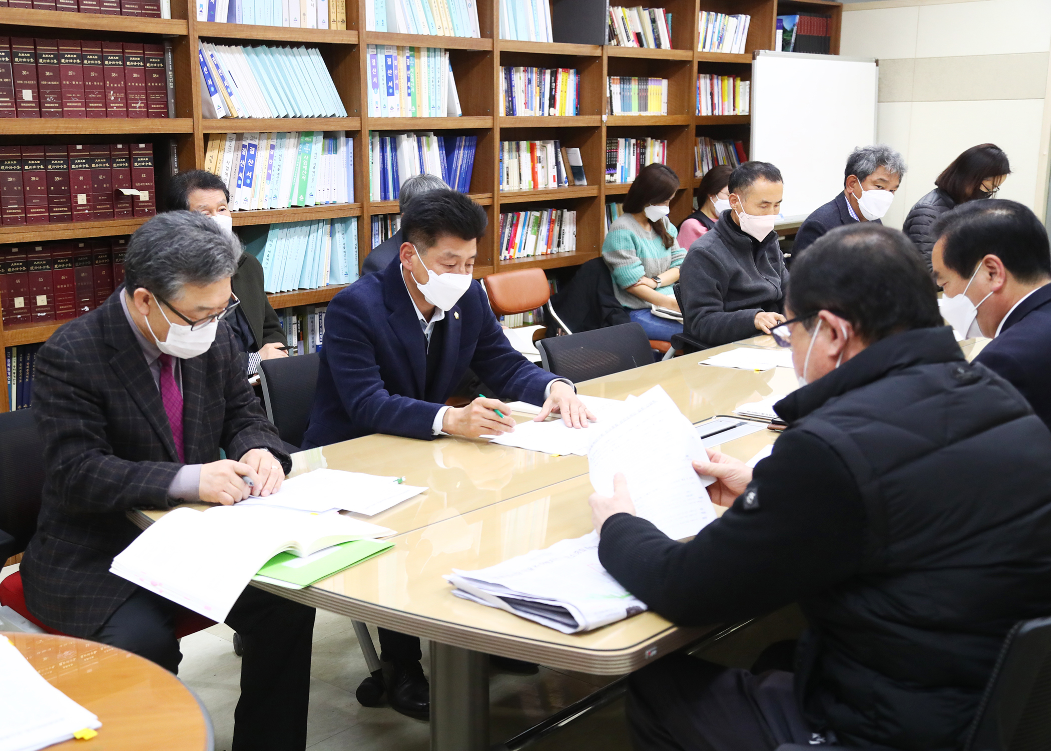 송파정책연구회, 송파구 탄소중립도시 만들기 위한 환경관련 조례 제⋅개정 방안 연구용역 간담회 - 5