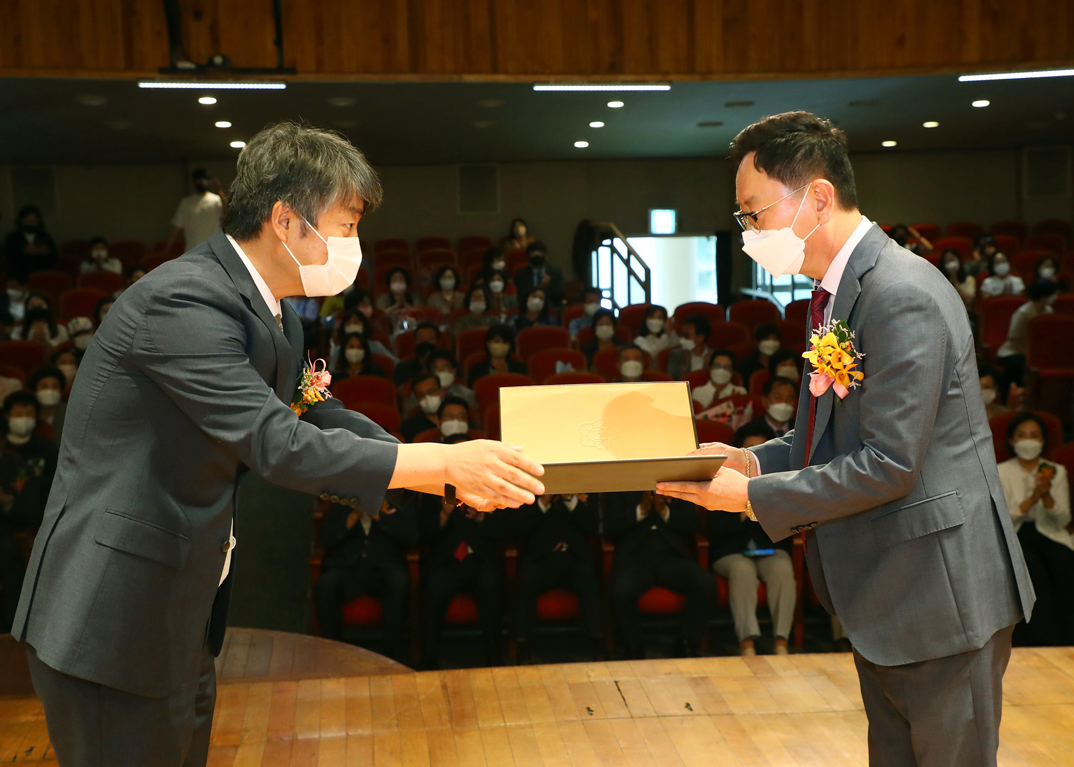 제8회 전국동시지방선거 당선증 교부식 - 2