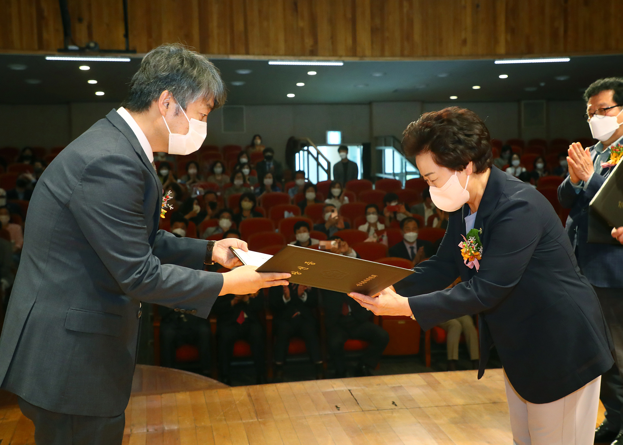 제8회 전국동시지방선거 당선증 교부식 - 2