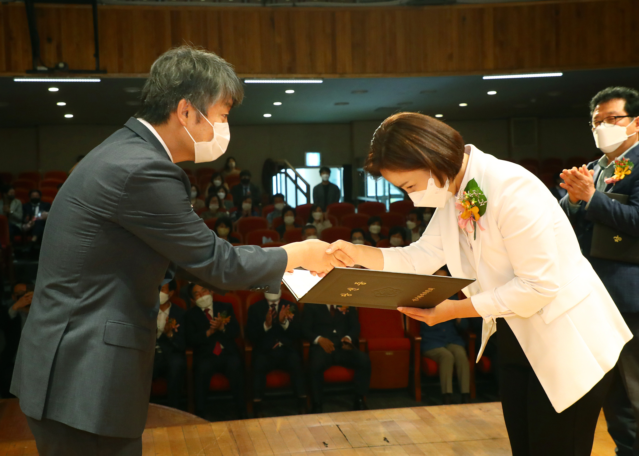 제8회 전국동시지방선거 당선증 교부식 - 2