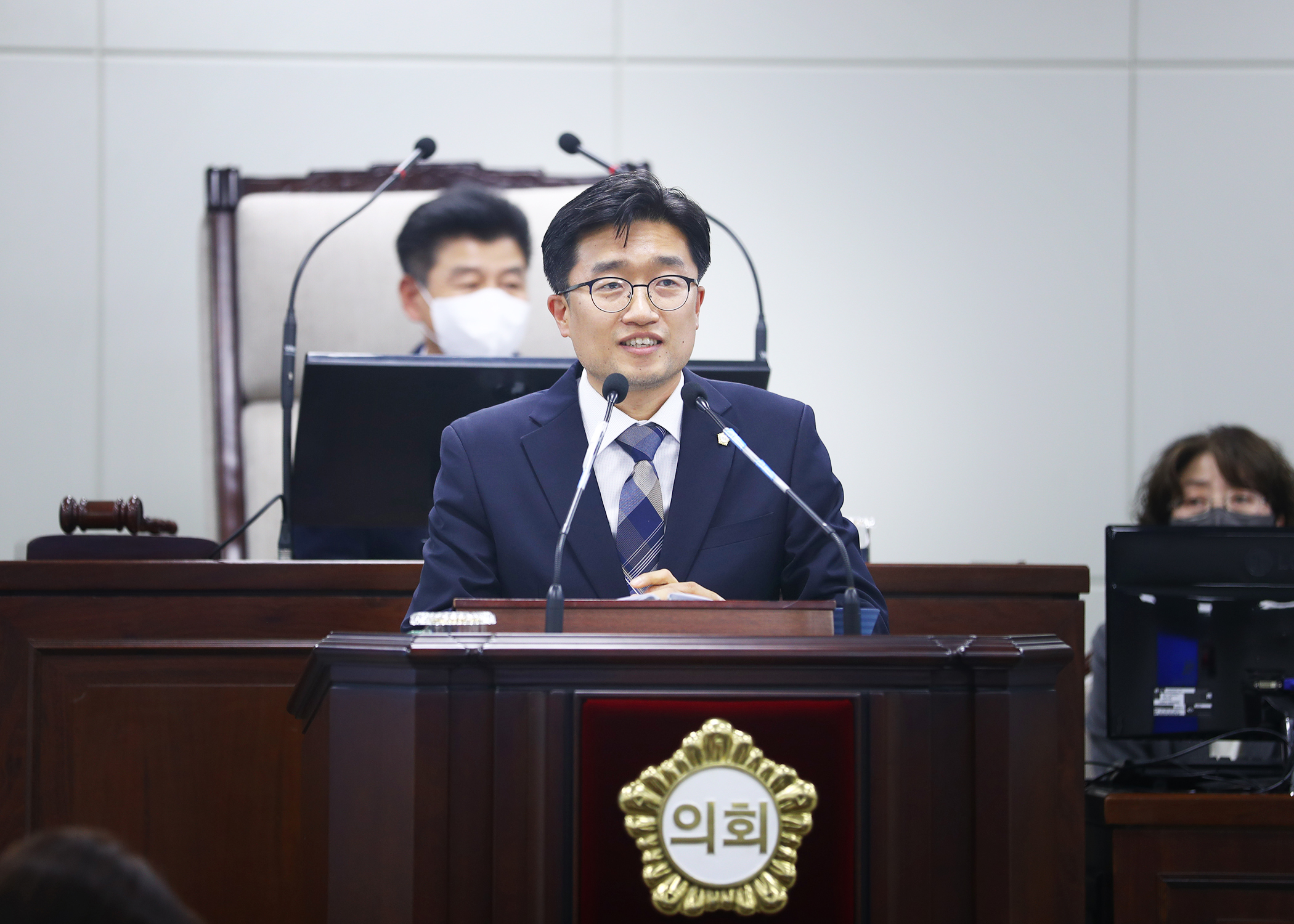 제298회 정례회 제2차 본회의 - 1