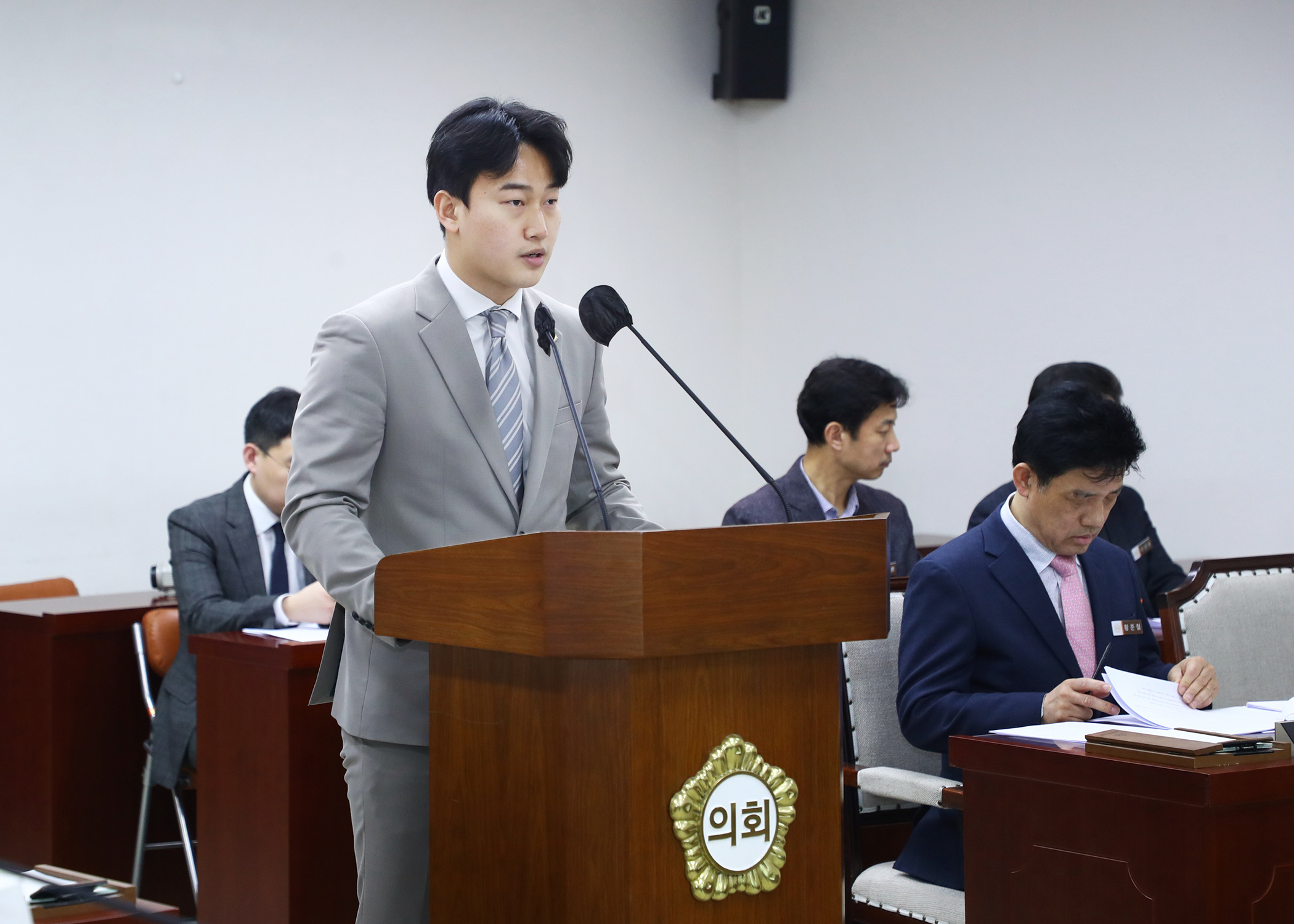 제300회 임시회 운영위원회 - 1
