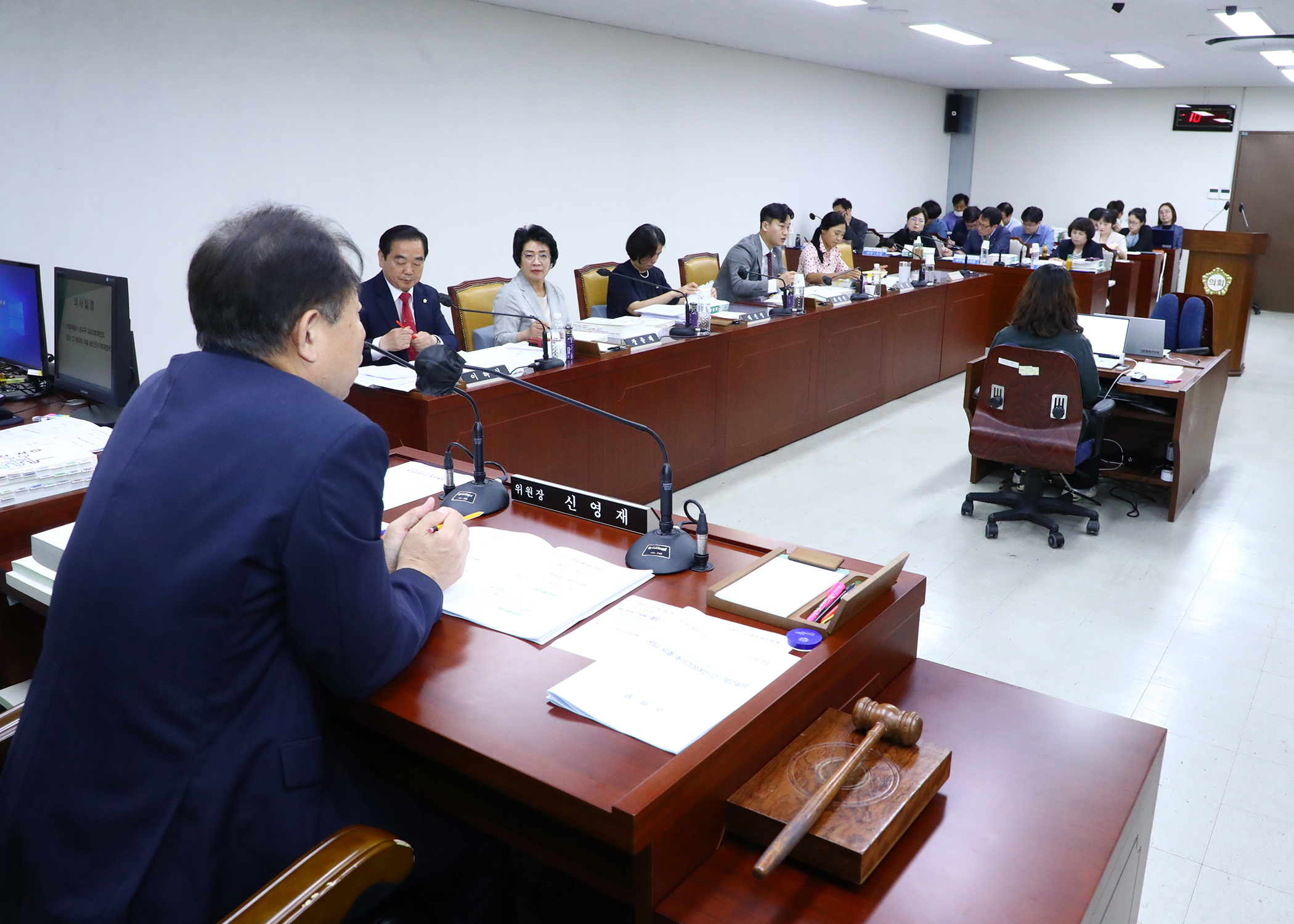 제303회 정례회 예산결산특별위원회 - 2