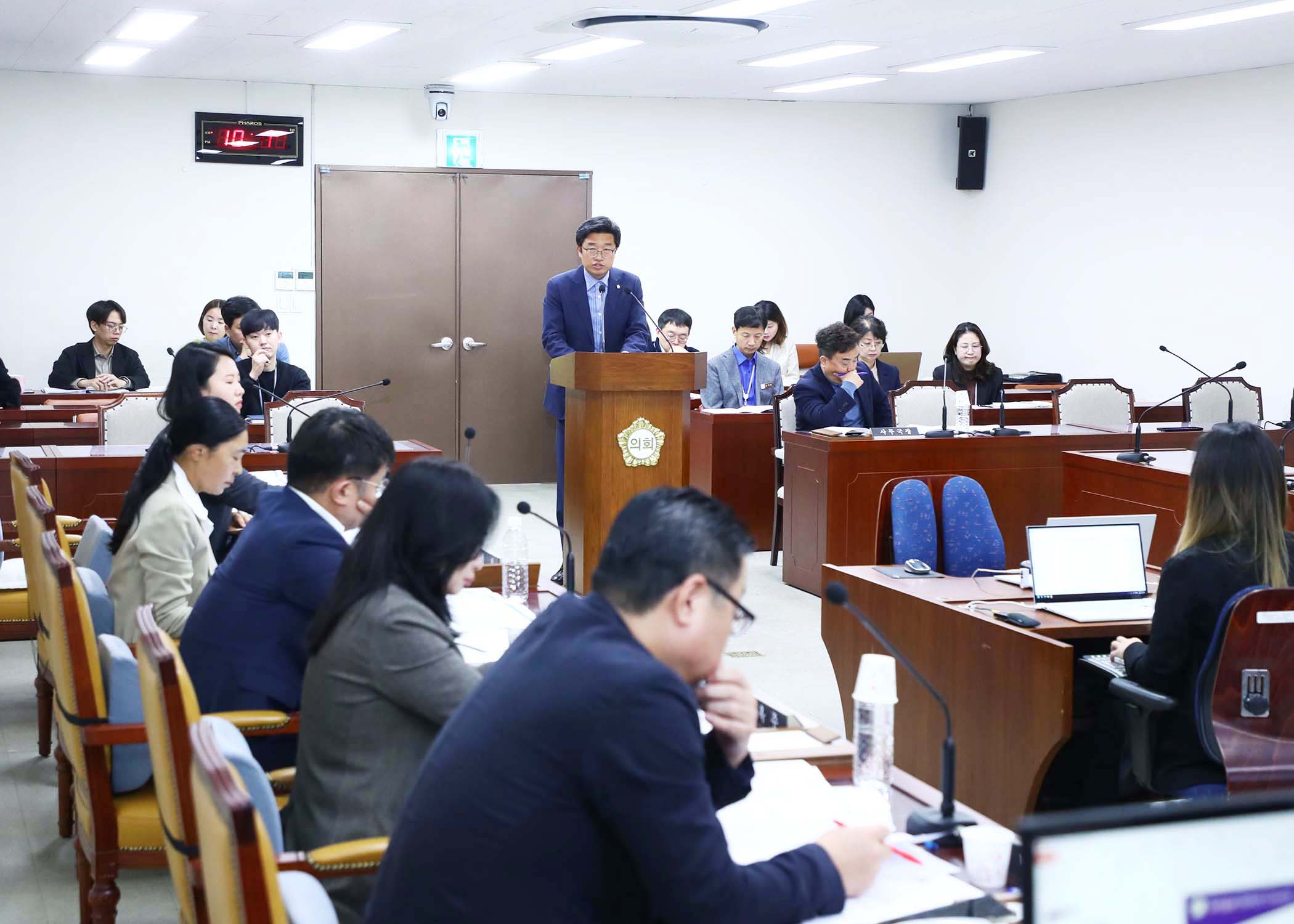 제306회 임시회 운영위원회 - 4