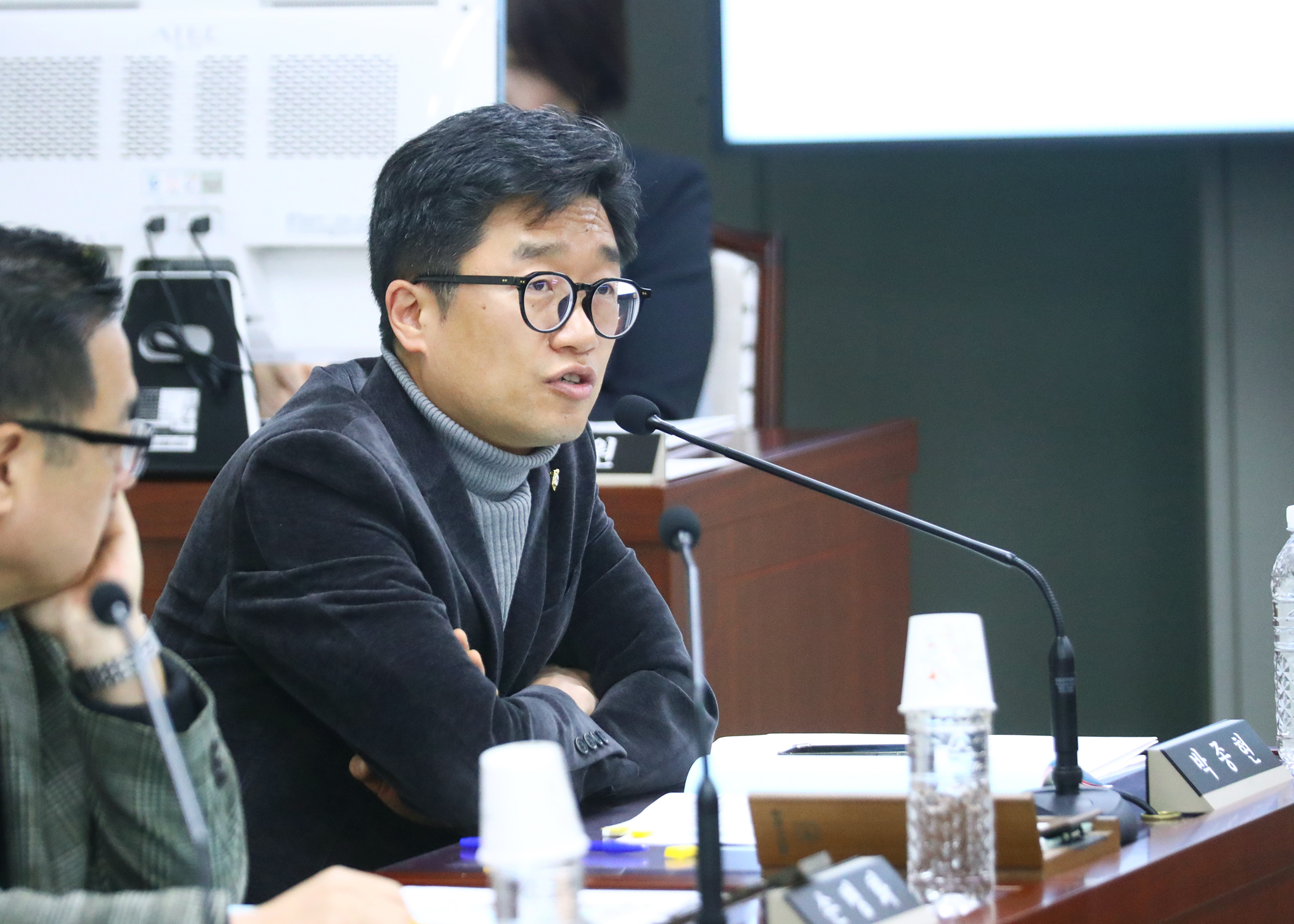 제308회 임시회 행정교육위원회 - 1