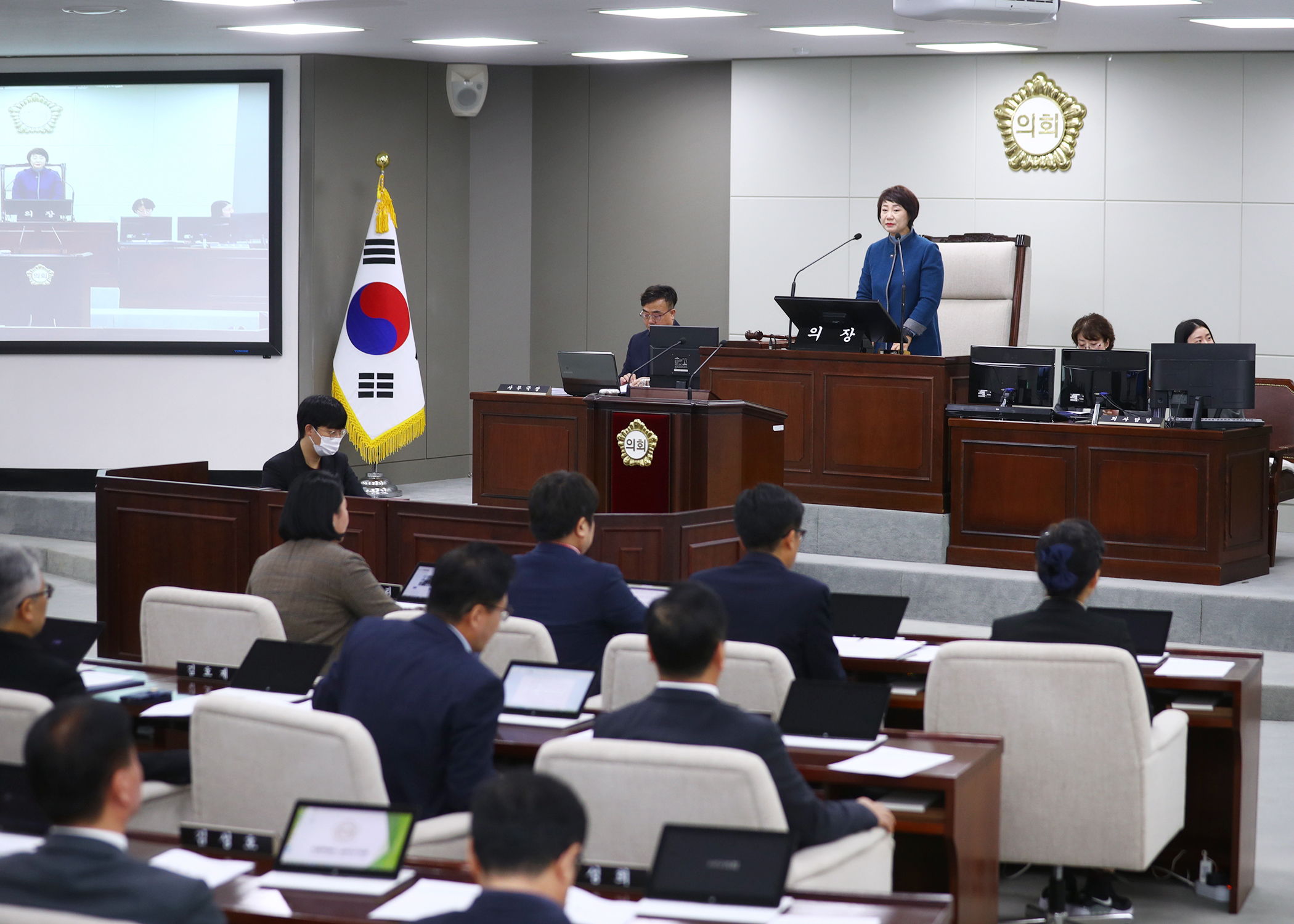 제318회 정례회 개회 - 1