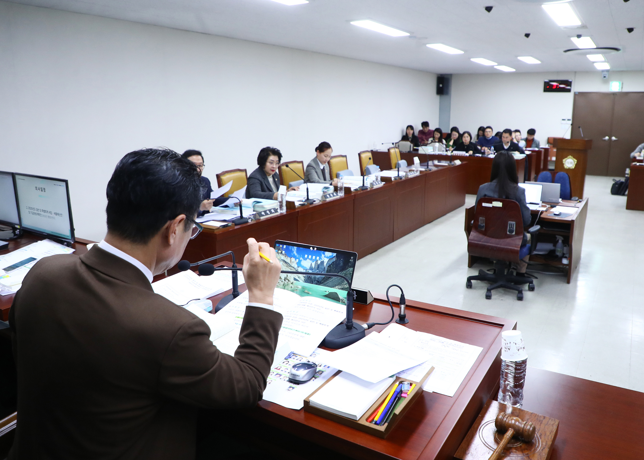 제318회 정례회 행정교육위원회 - 2