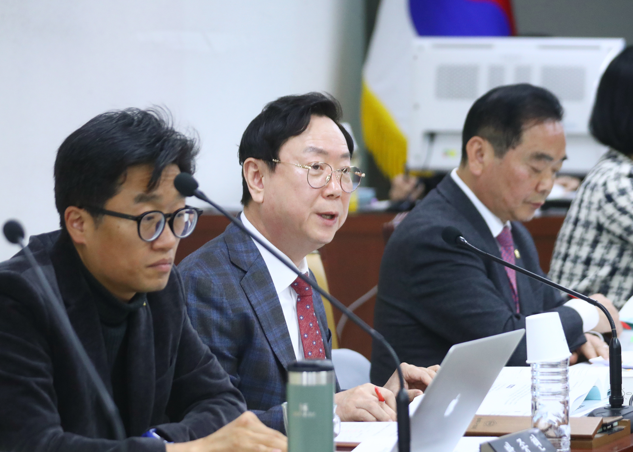 제318회 정례회 행정교육위원회 - 12