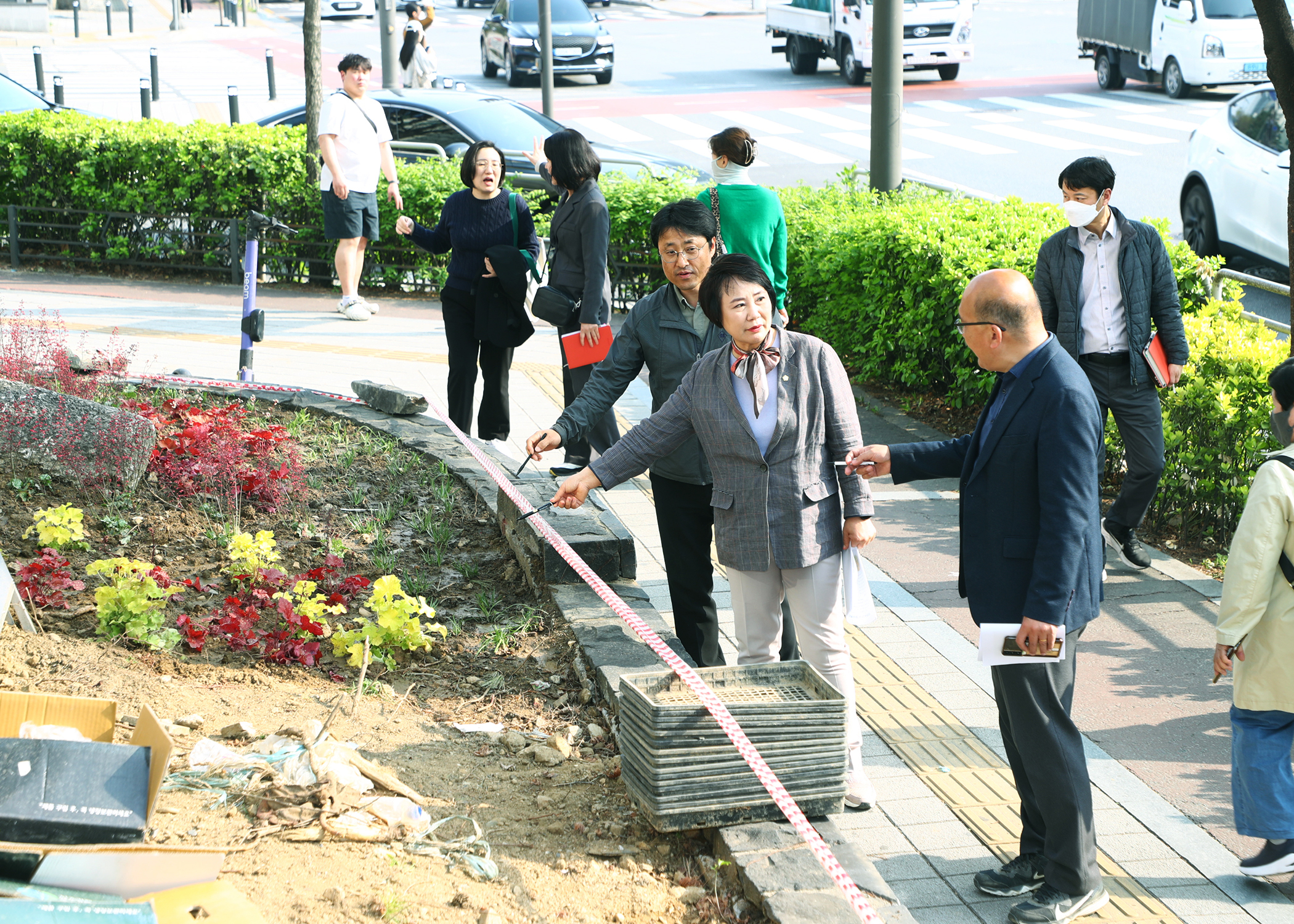 보행녹지를 연계한 가로변(완충녹지) 쉼터 조성사업 현장방문 - 7