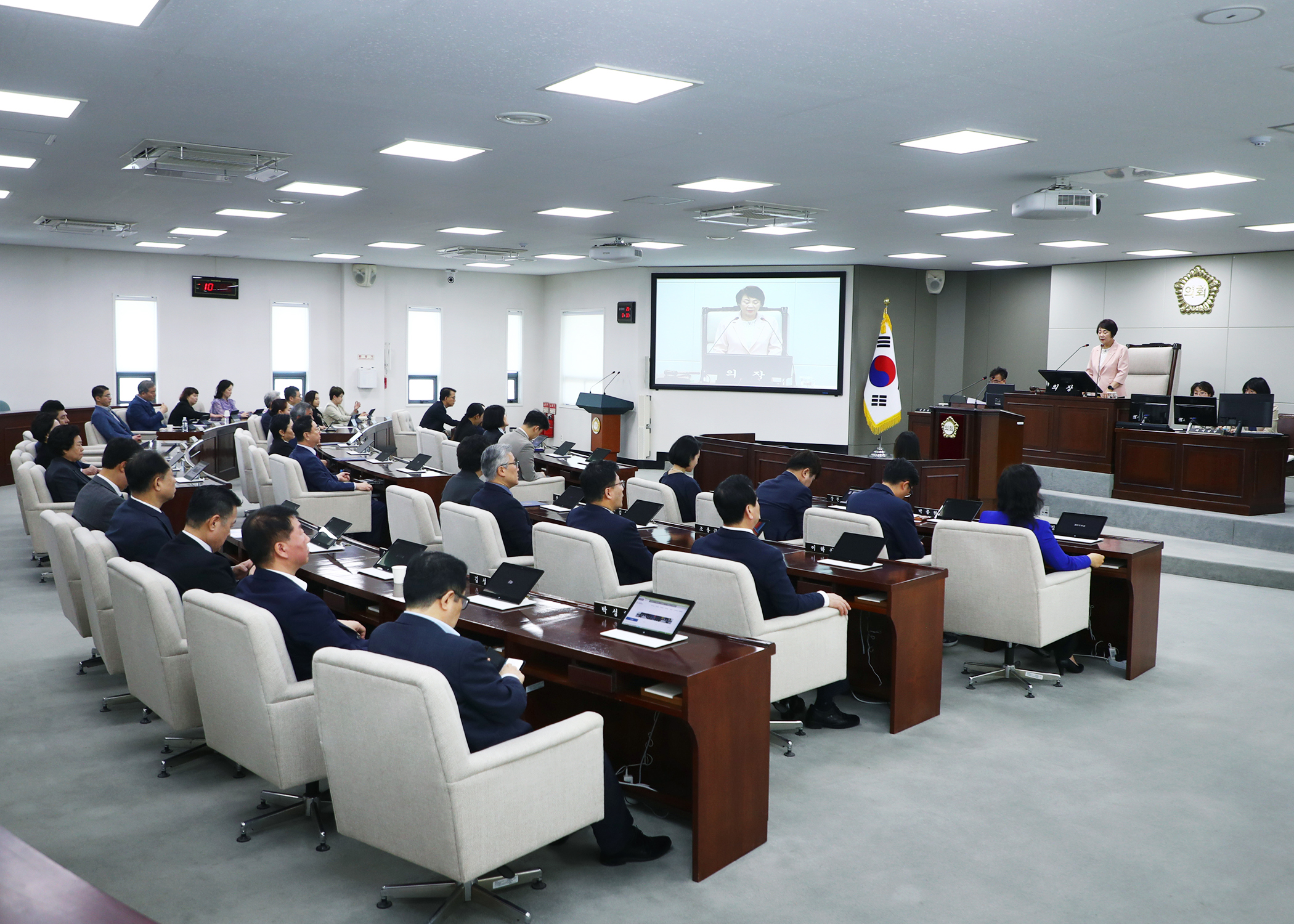 제321회 임시회 폐회 - 4