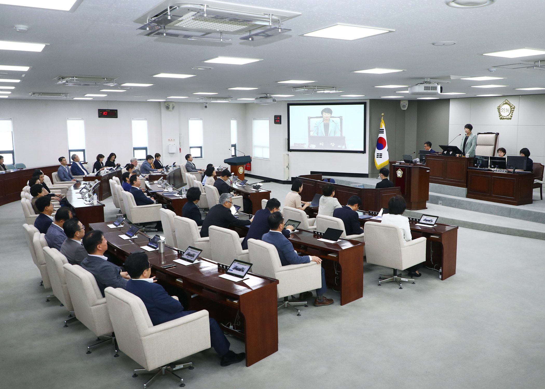 제323회 구정질문 - 3