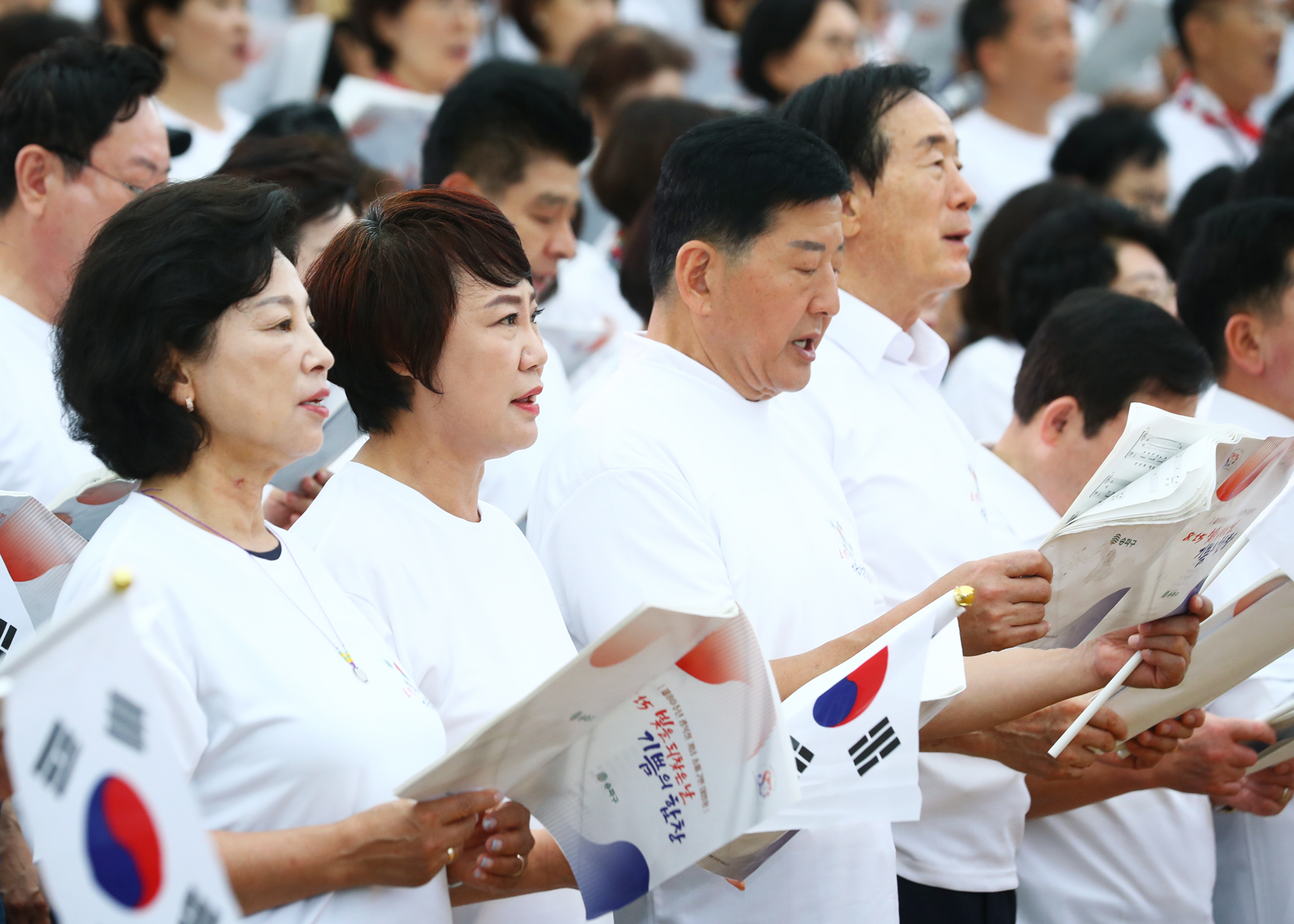 8.15 빛을 되찾은 날 기쁨의 합창 - 19