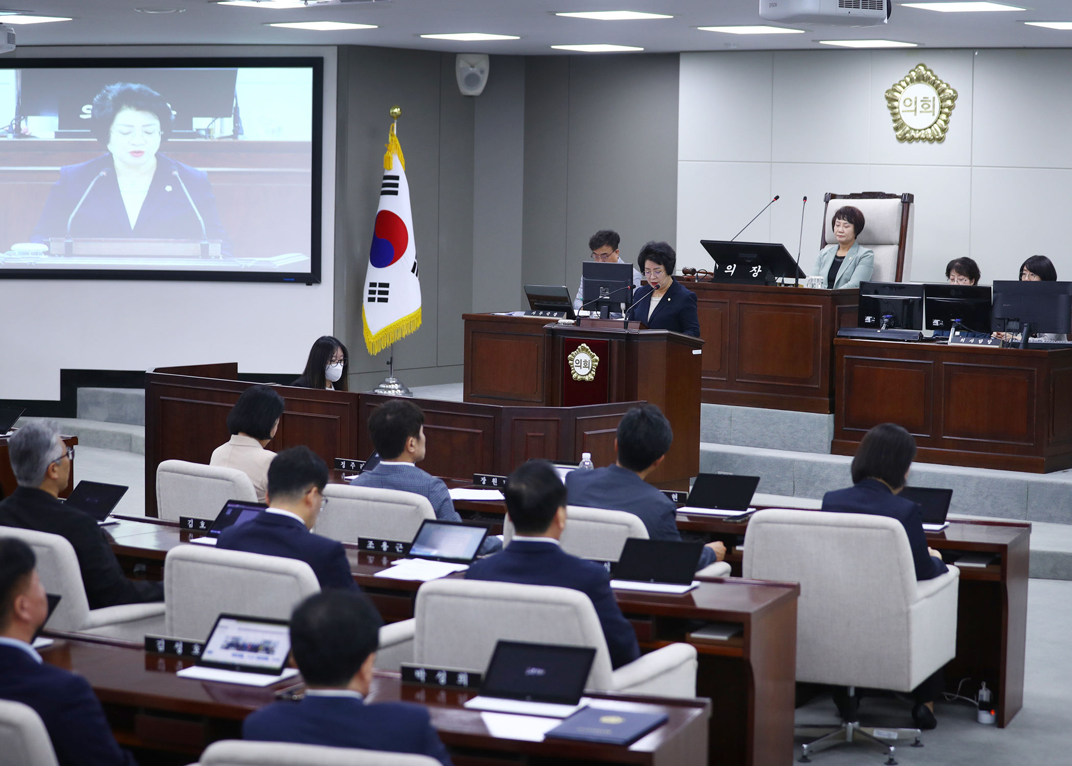 제325회 임시회 폐회 - 5