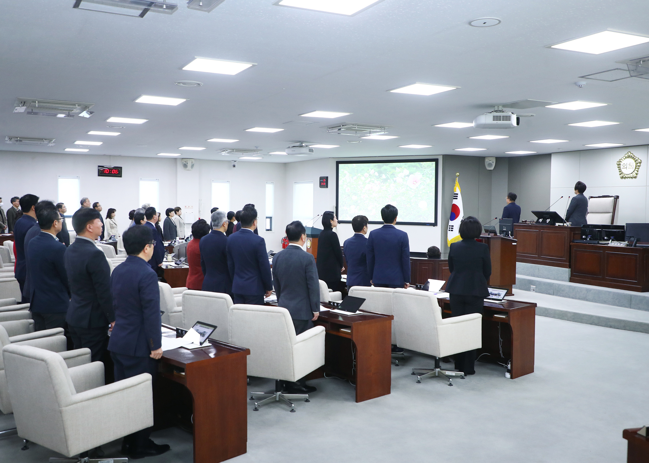 제327회 정례회 개회 - 5