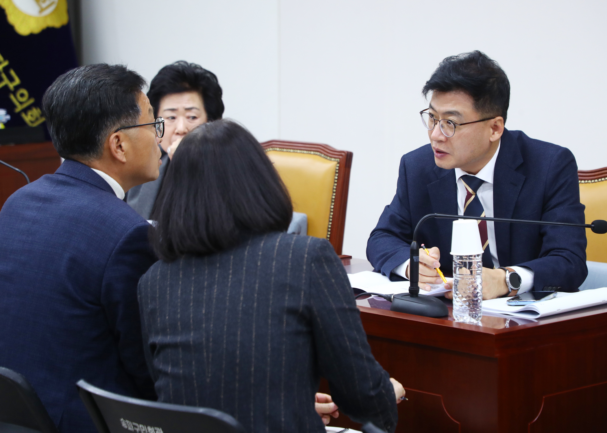 송파구의회 행정사무감사 - 12