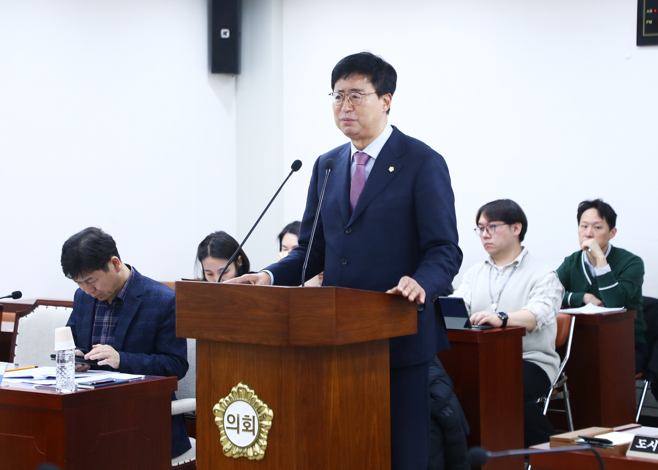 제327회 정례회 도시건설위원회 - 8