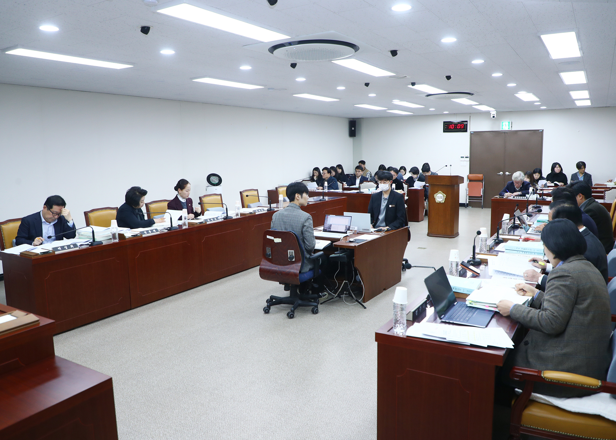 제327회 정례회 행정교육위원회 - 4