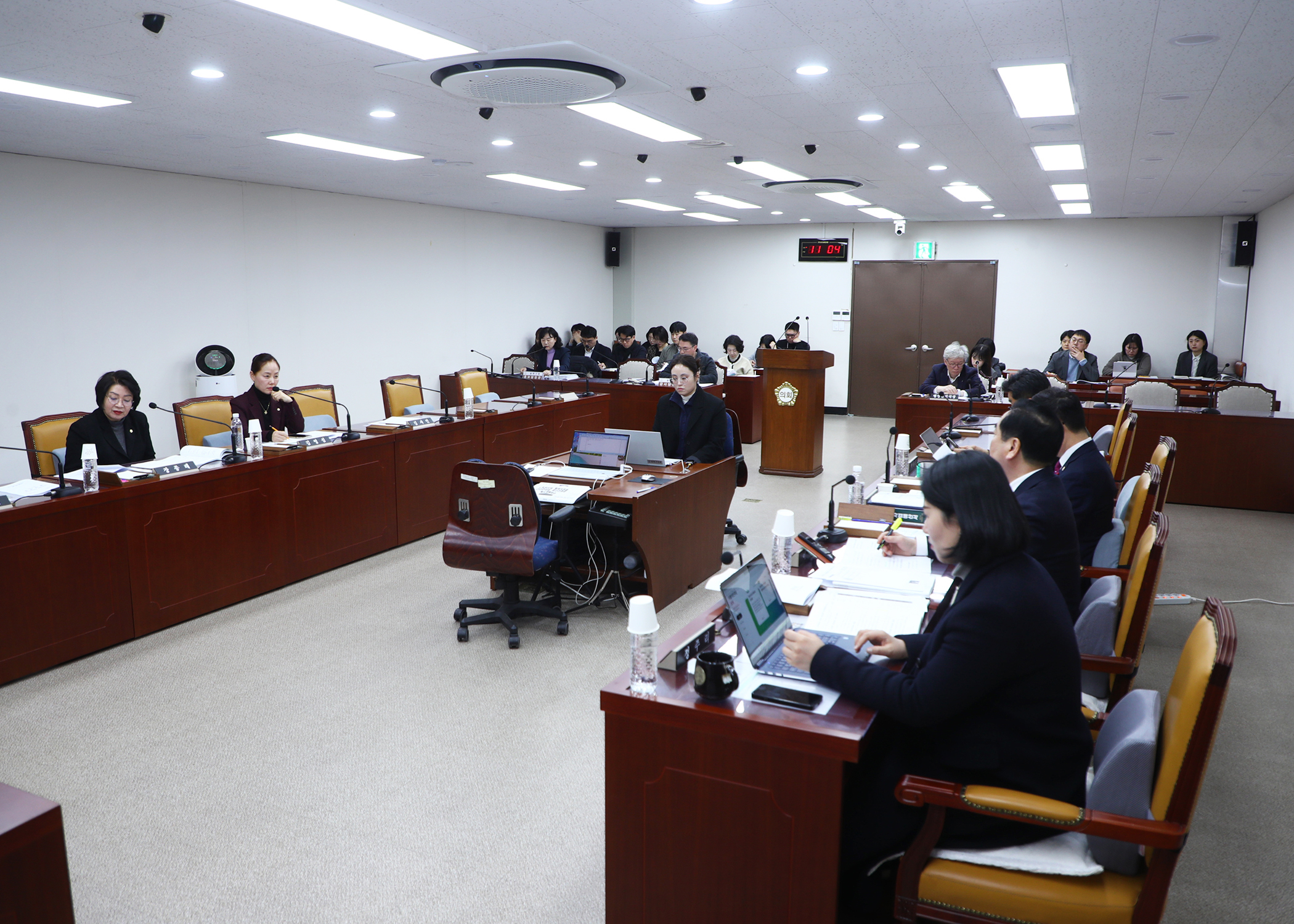 제328회 임시회 행정교육위원회 - 9