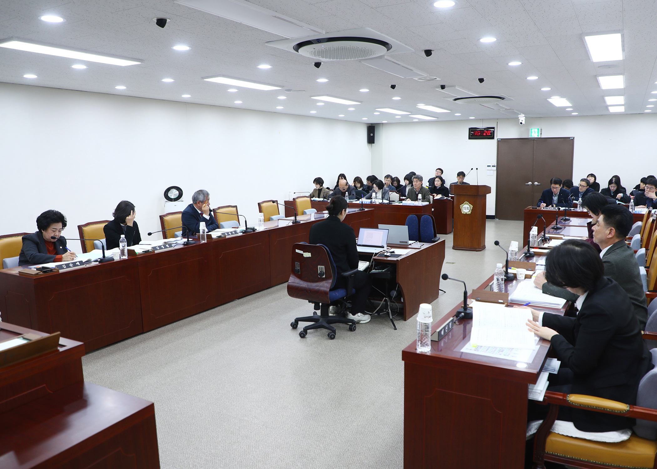 제328회 임시회 도시건설위원회 - 6