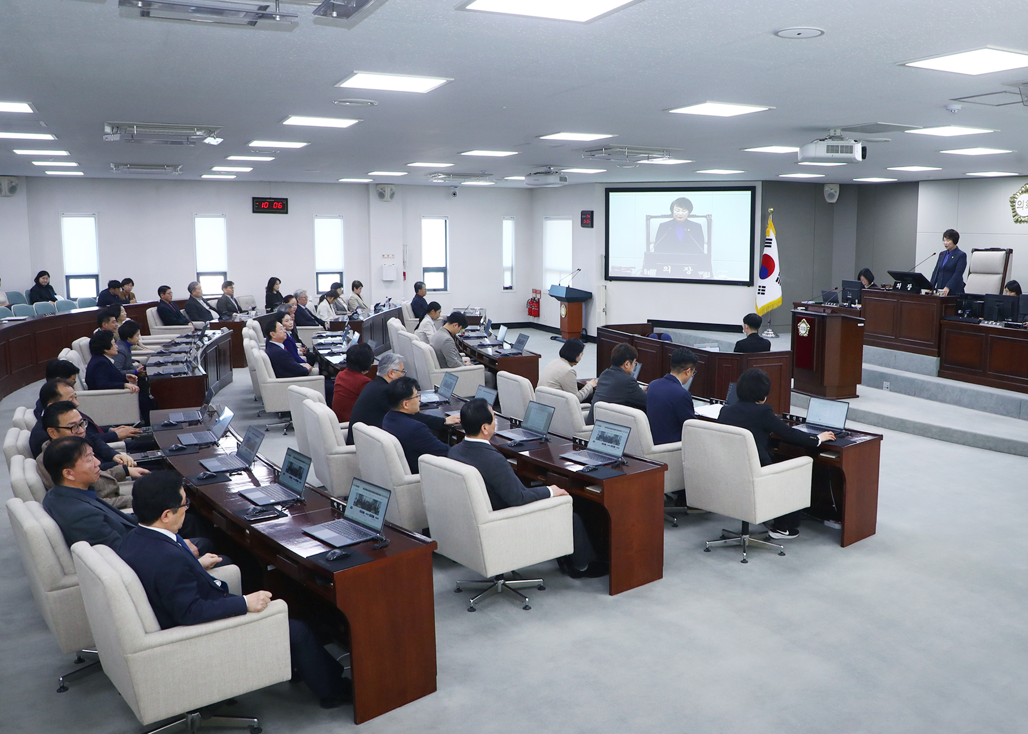 제329회  임시회 폐회 - 2