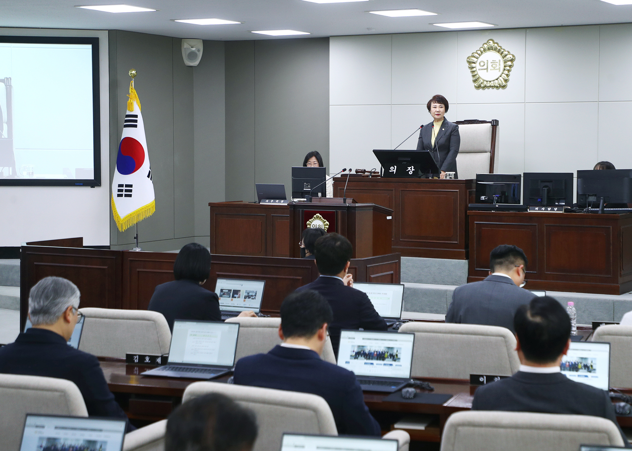 제330회 임시회 개회 - 24