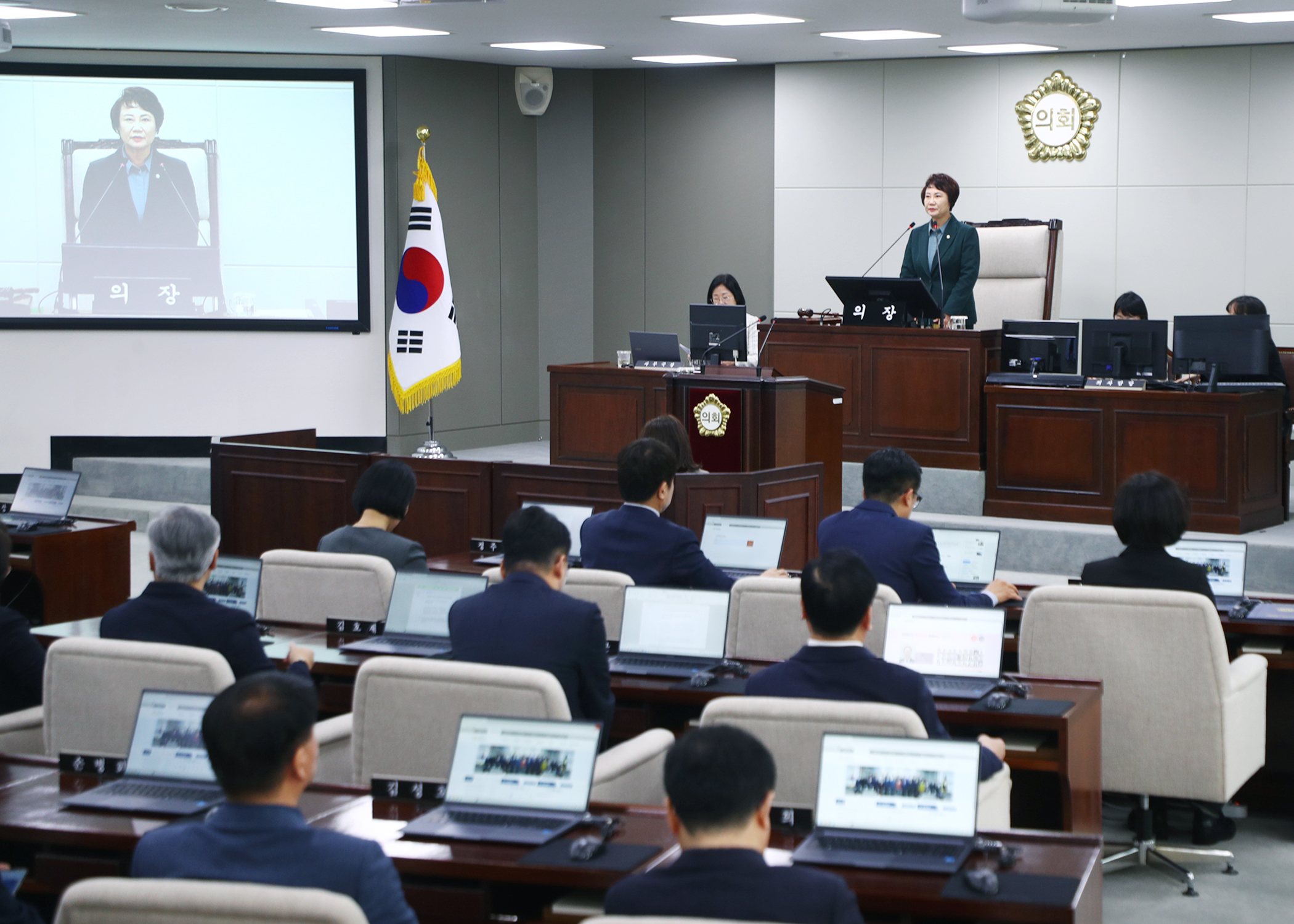 제330회 임시회 폐회 - 3