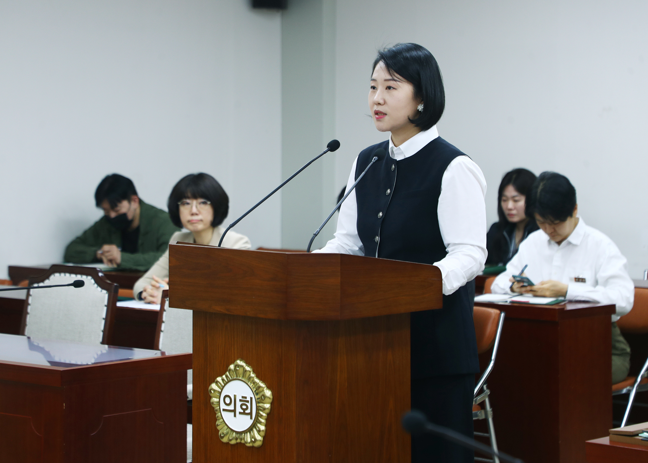 제330회 임시회 운영위원회 - 4