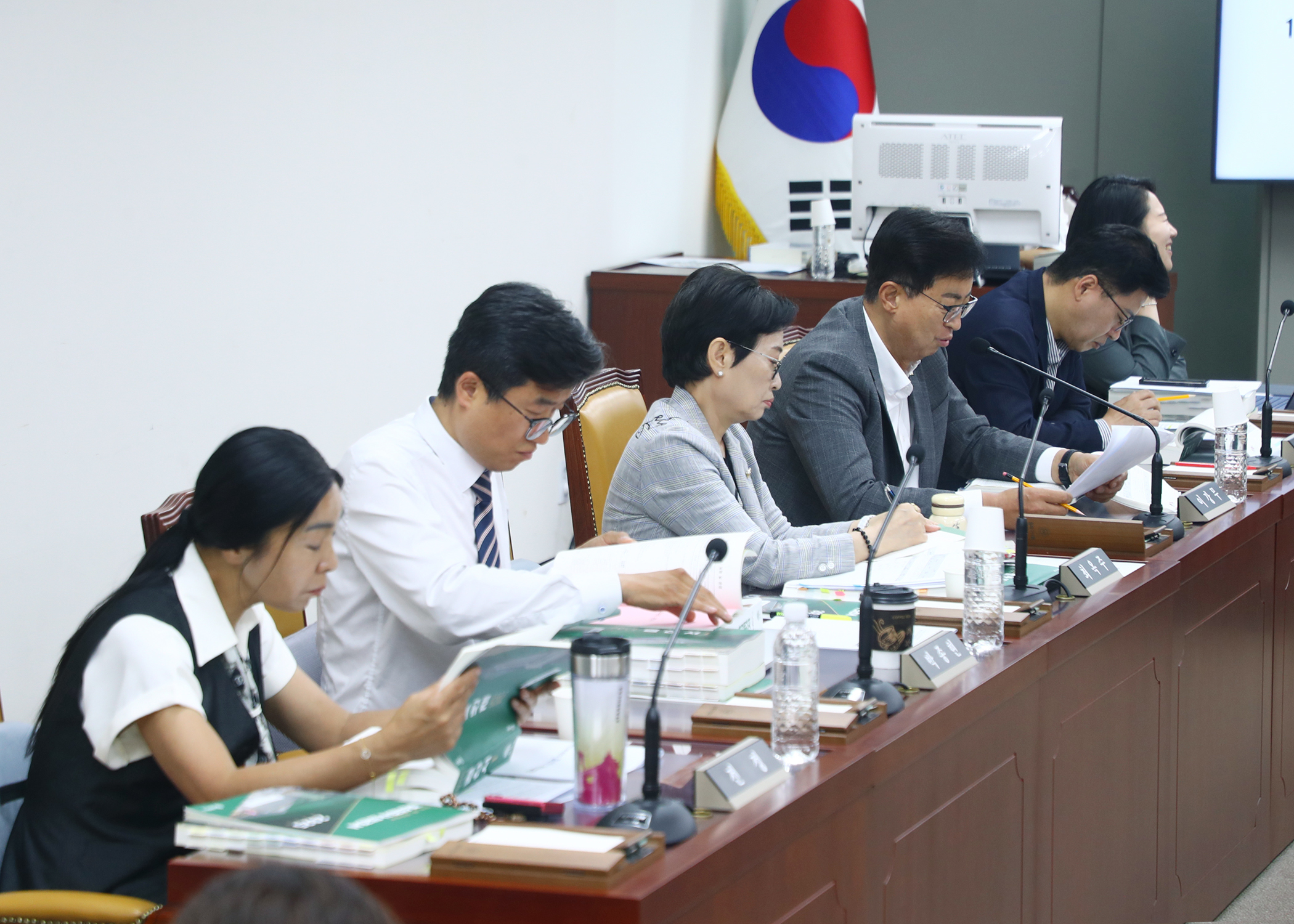 제332회 정례회 예산결산특별위원회 - 1