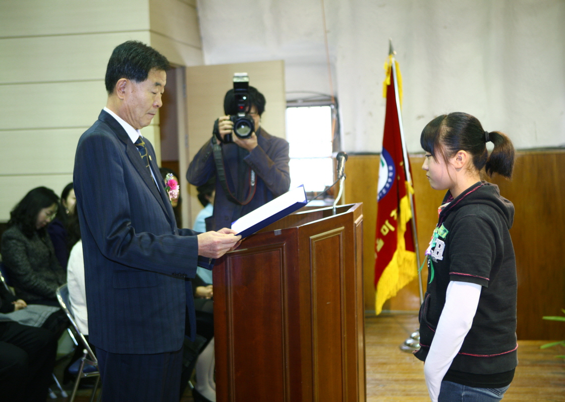 마천초등학교졸업식 참석 - 1