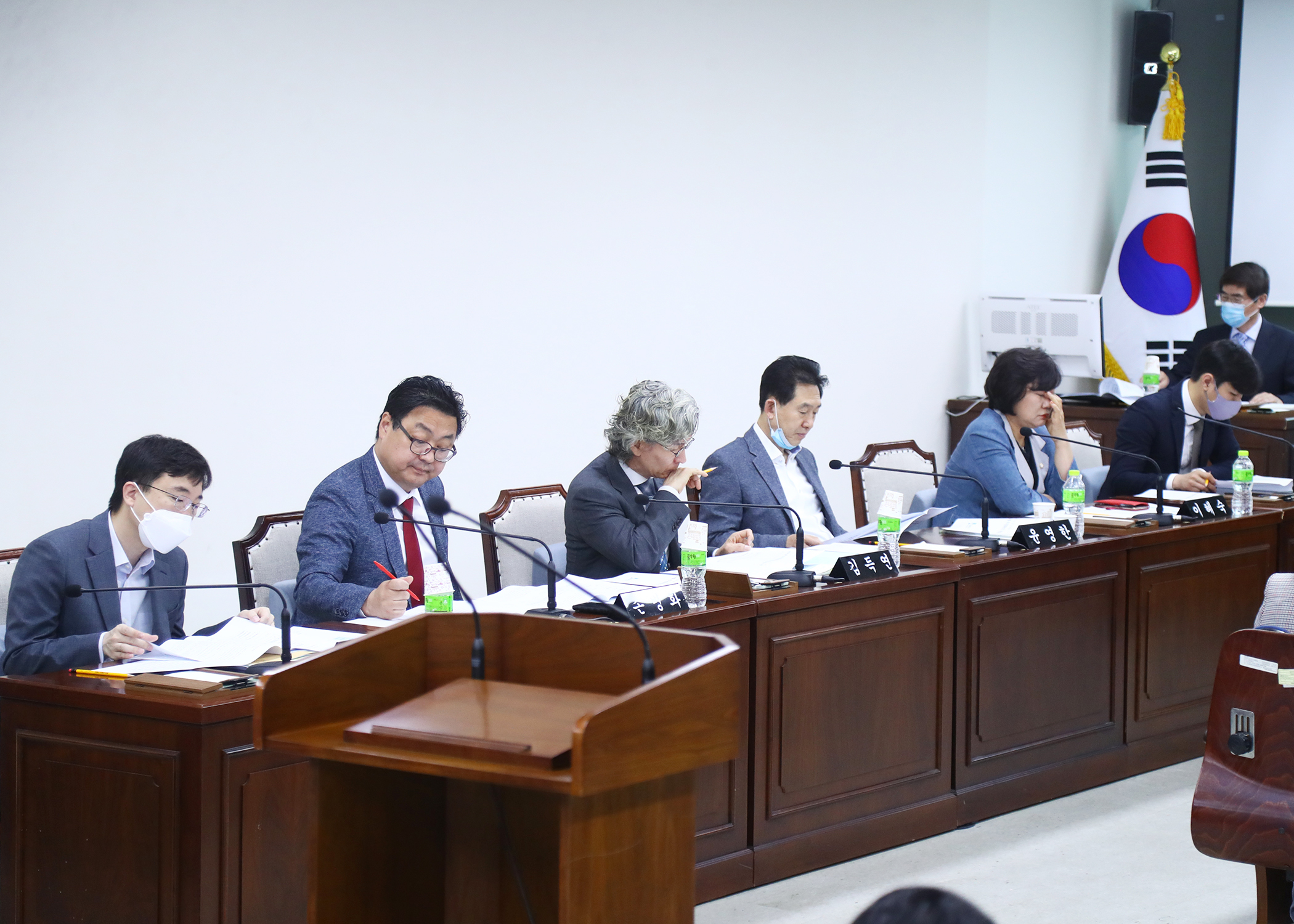 제276회 임시회 예산결산위원회 - 3
