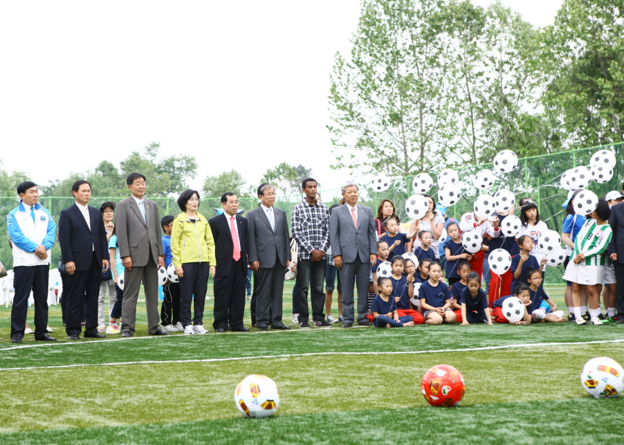 아프리카 어린이 축구공 전달식 - 2