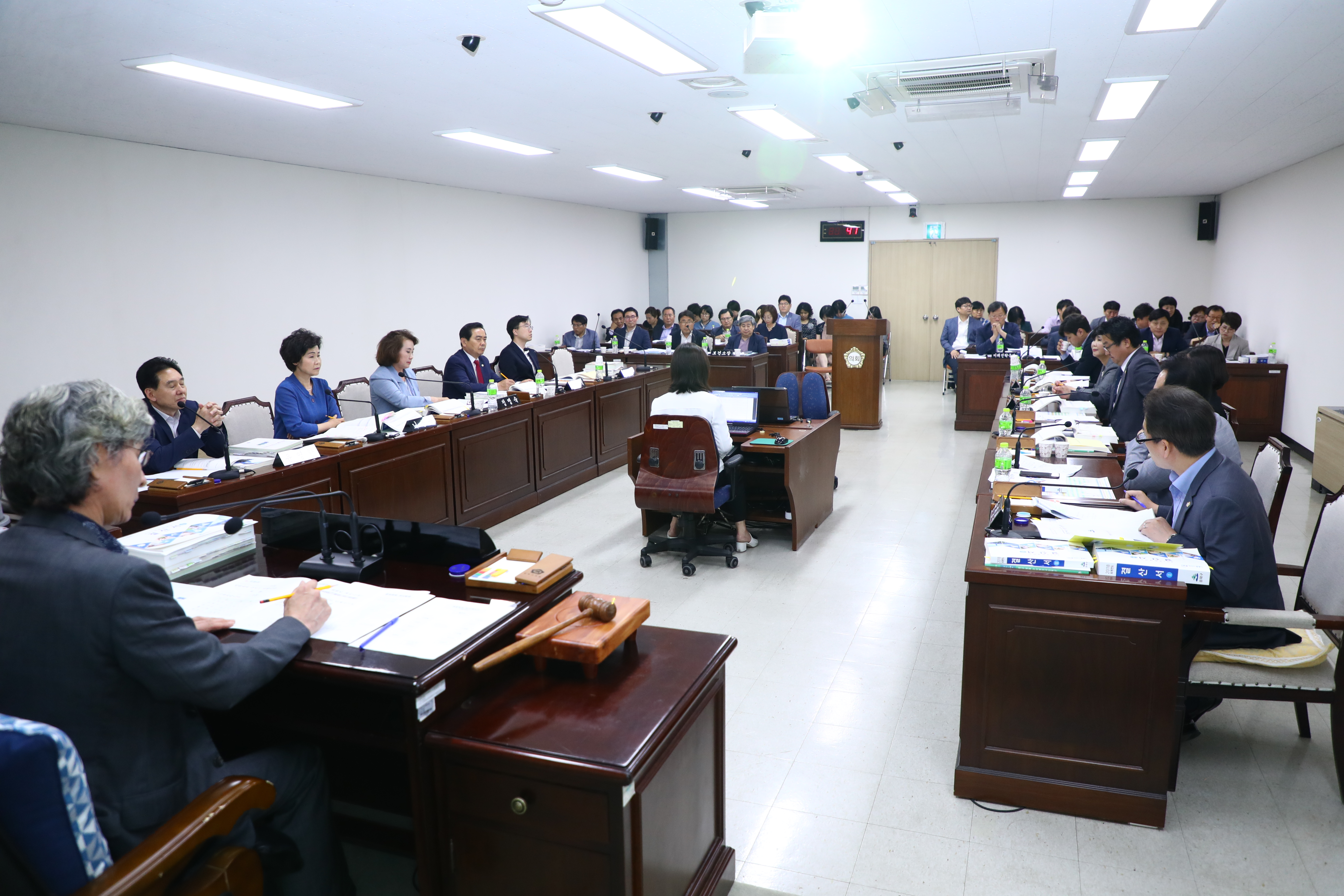 예산결산특별위원회 - 2