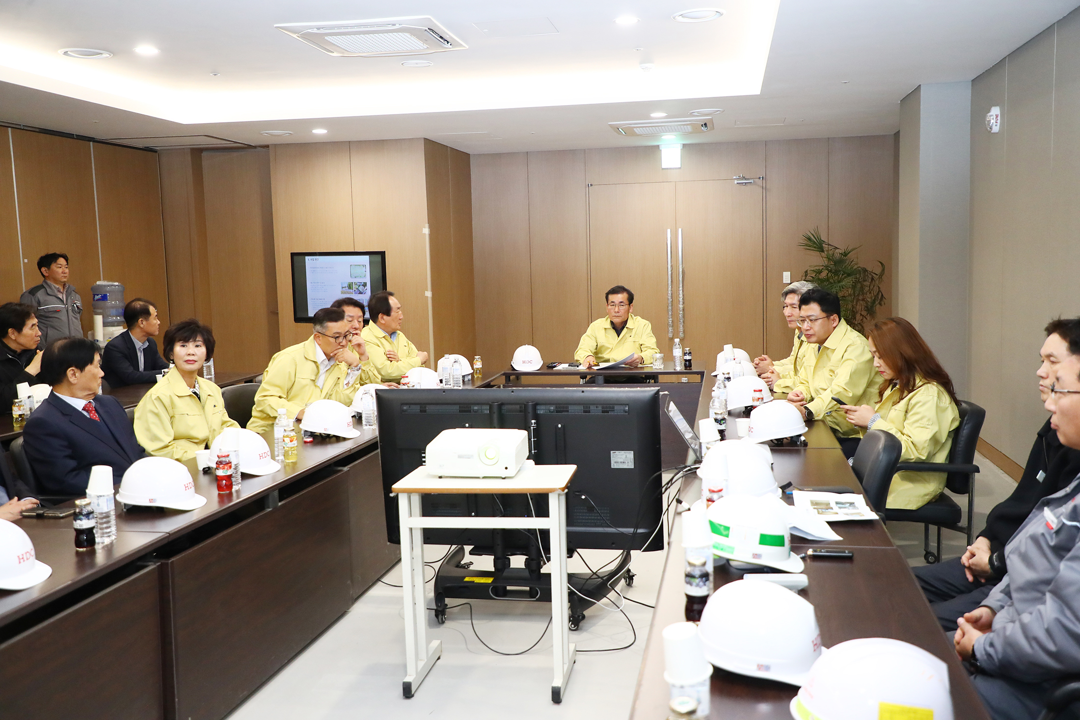 도시건설위원회 가락시영재건축아파트 현장방문 - 3