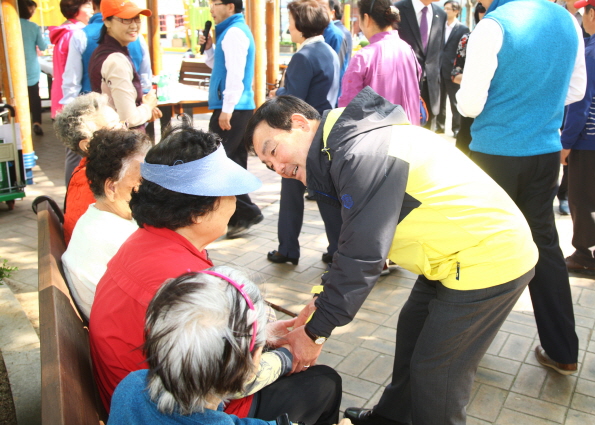 삼학사 어린이 공원내 숲 체험 생활공간 기념식수 - 13