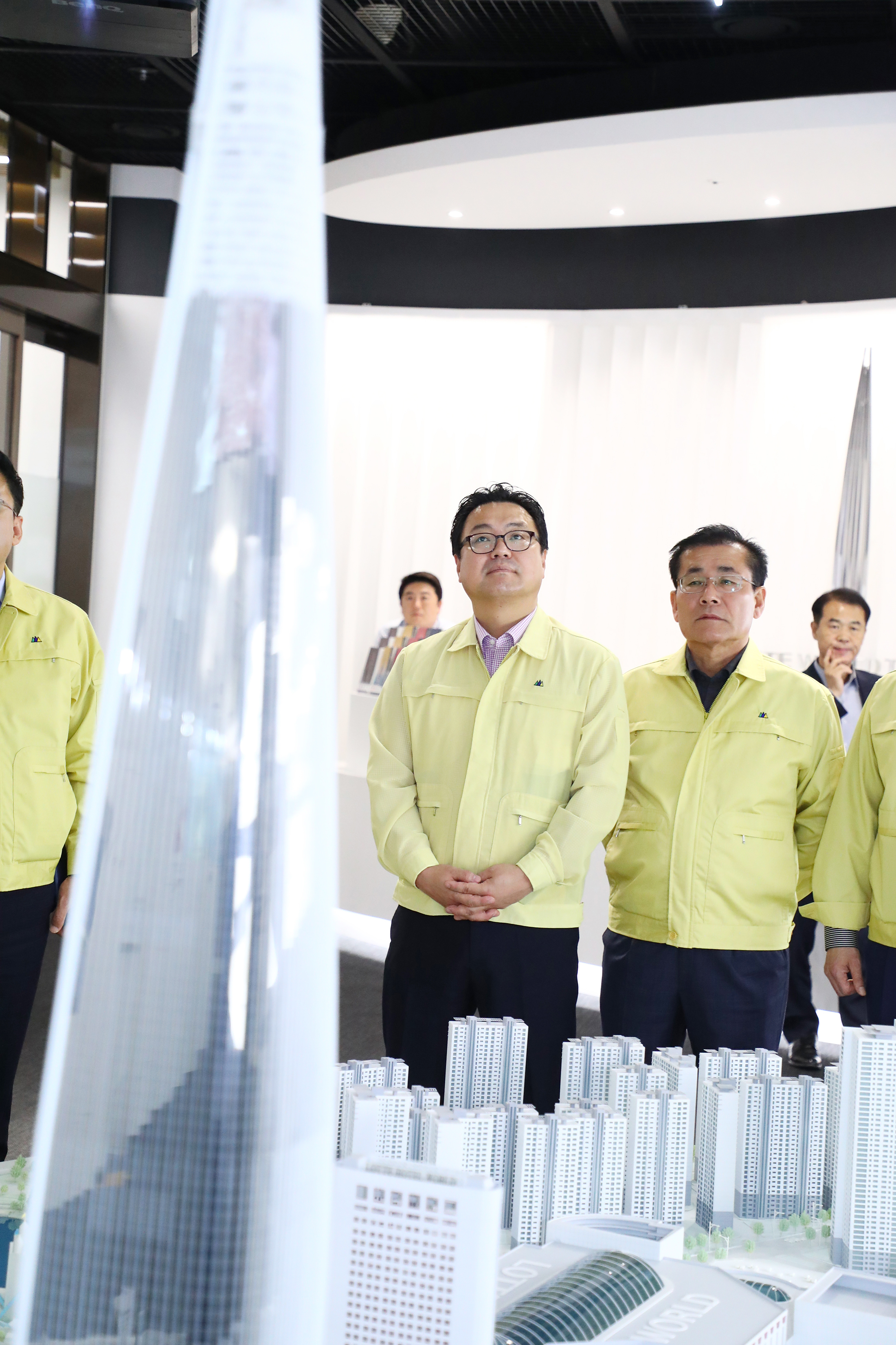 도시건설위원회 롯데월드타워 현장방문 - 13