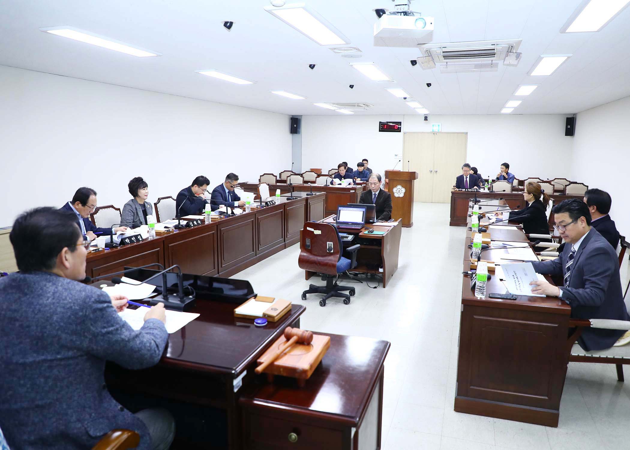 제261회 정례회 도시건설위원회 - 9