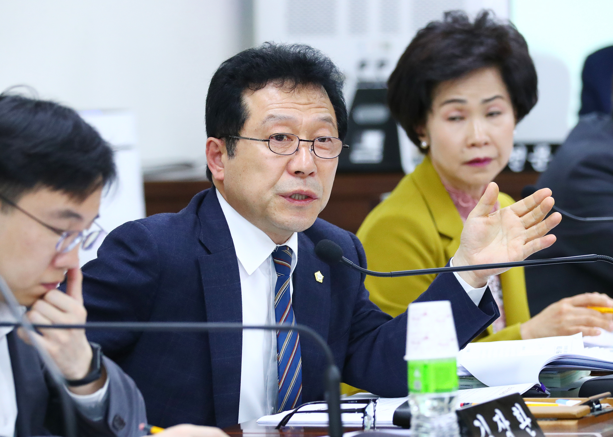 제266회 임시회 행정보건위원회 - 1