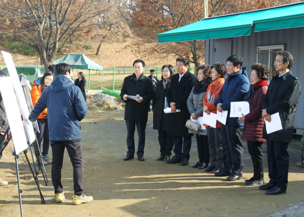 행정보건위원회 현장방문(몽촌토성 내성농장부지 및 외측일원 발굴조사) - 4