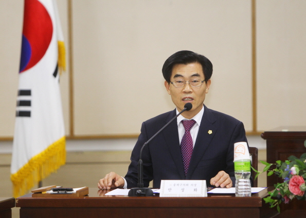 UN 제5사무국 한국유치 업무 협약식 - 1