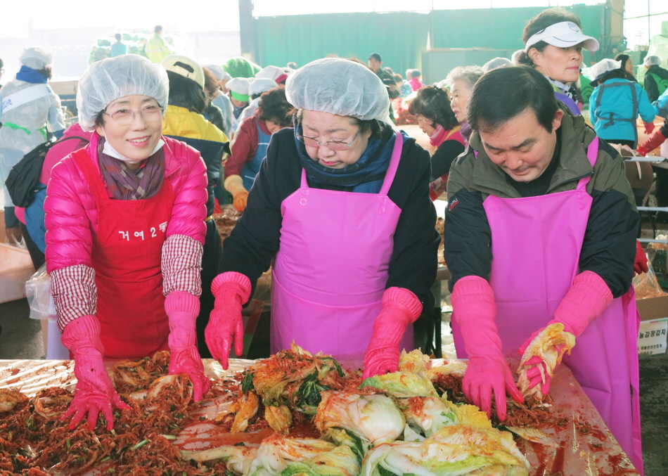 사랑나눔 배추, 김장 나누기 봉사 - 2