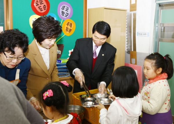 삼전초등학교 무상급식 