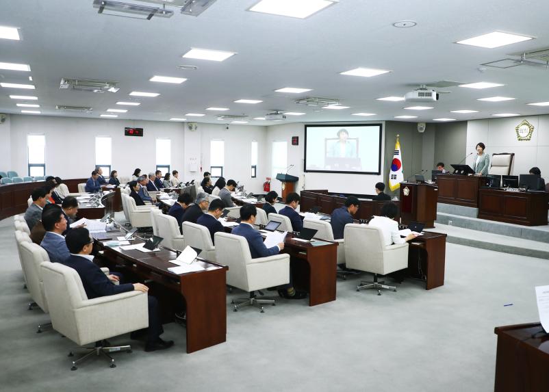 제322회 임시회 본회의 개회