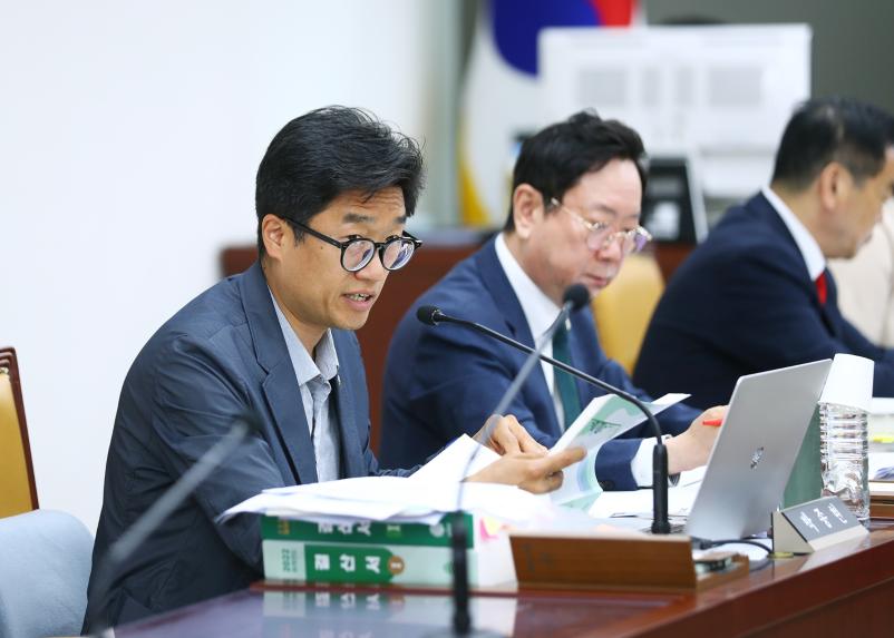 제323회 정례회 행정교육위원회