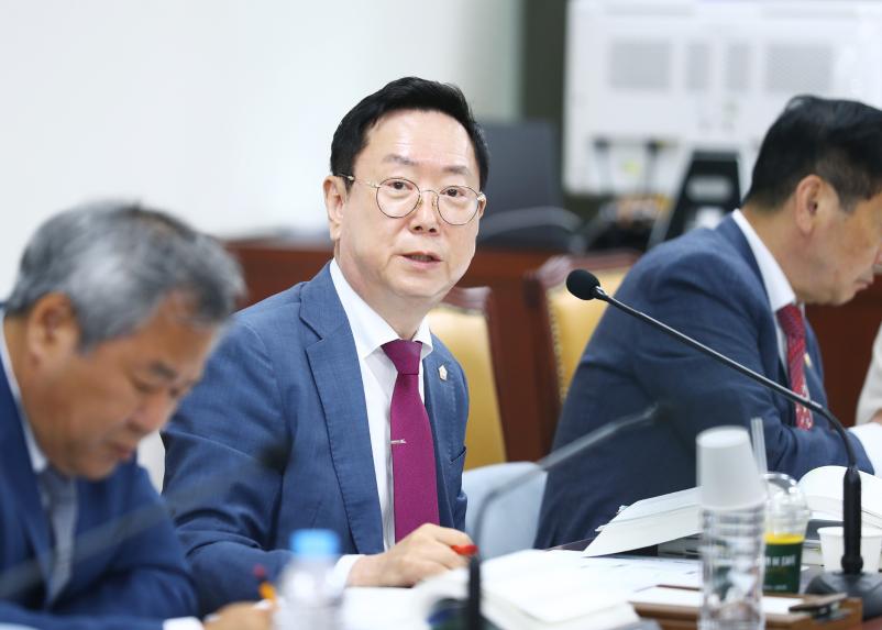 제323회 정례회 예산결산위원회