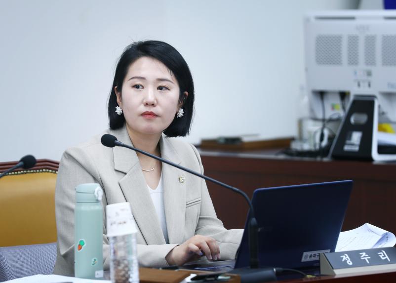 제329회 임시회 행정교육위원회