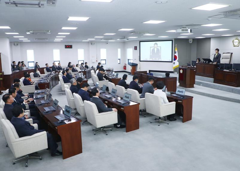 제330회 임시회 개회