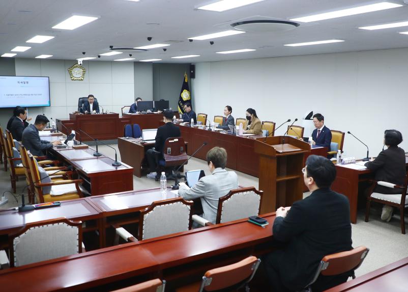 제330회 임시회 행정교육위원회