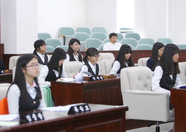 일신 여자 중학교 - 청소년 의회교실