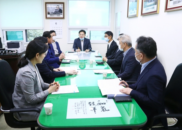 행정보건위원회 공개공지 활용관련 간담회 개최