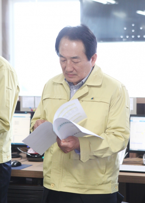 도시건설위원회 현장방문 -피인견 차량보관소- 